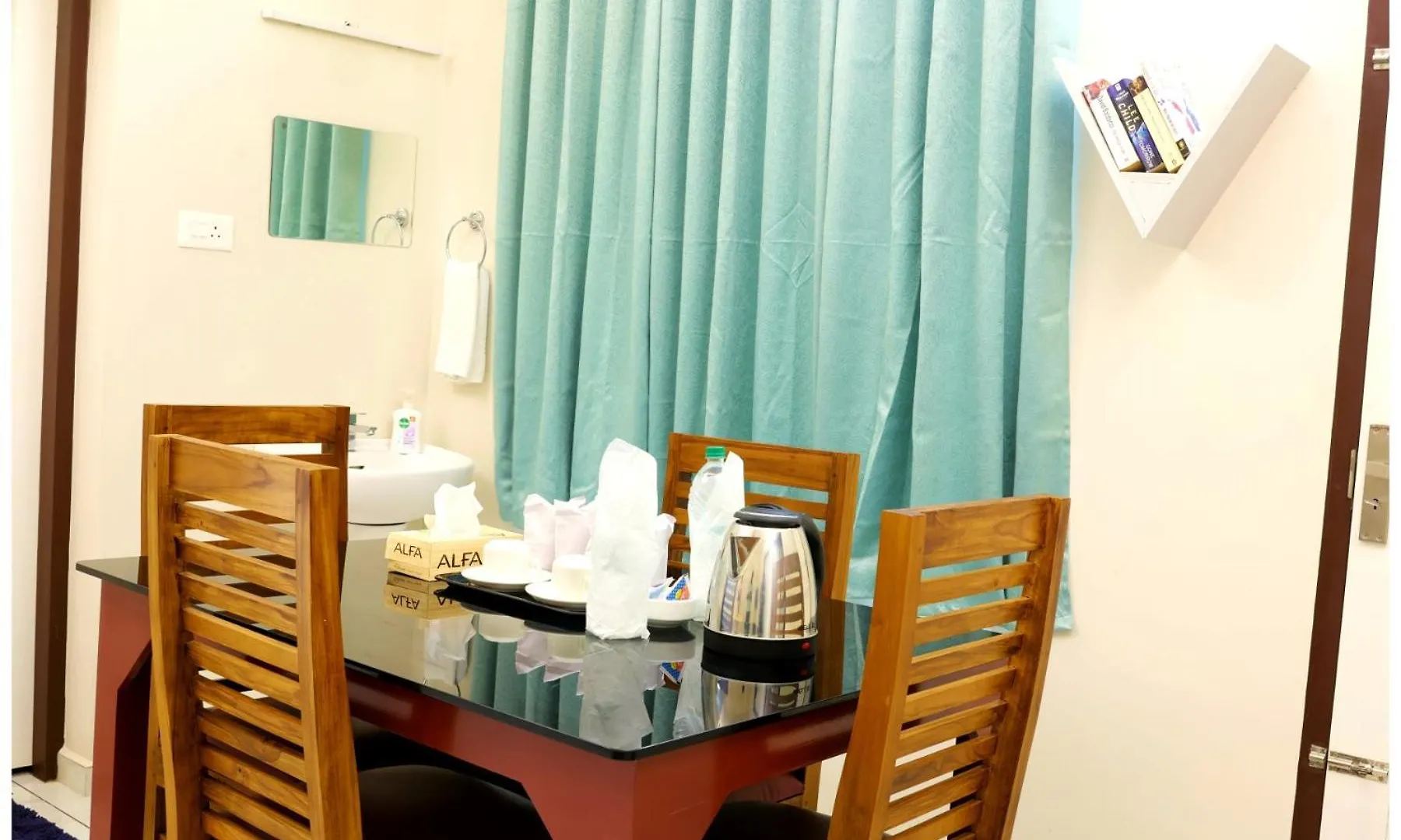 Hotel Vajra Periyar Heritage Alwaye